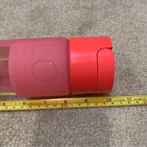 Lululemon Athletica 16 Oz Pink Glass Water Bottle Silicone Sleeve Love Yoga - Picture 15 of 15